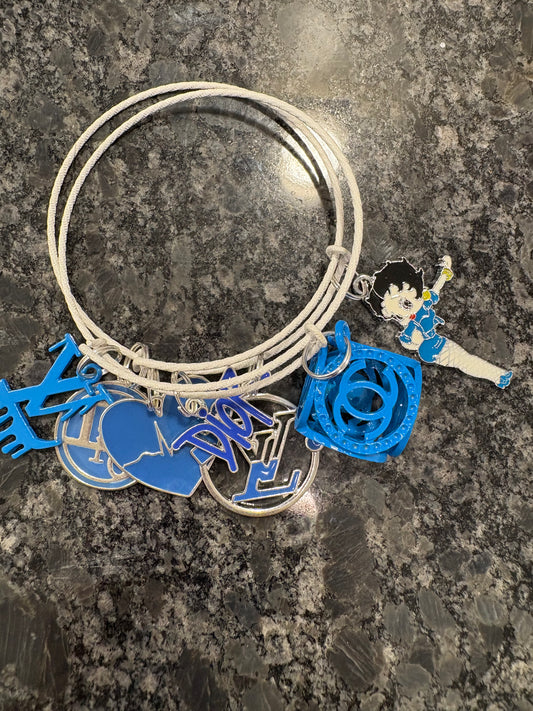 Set of 2 Blue/White Bangles